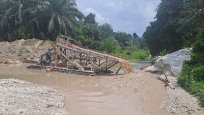 PETI Bebas Beroperasi di Desa Sungai Sirih F9 , Warga Minta Tangkap Yayan Cs